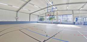 Polyurethane sports floor for multipurpose gyms